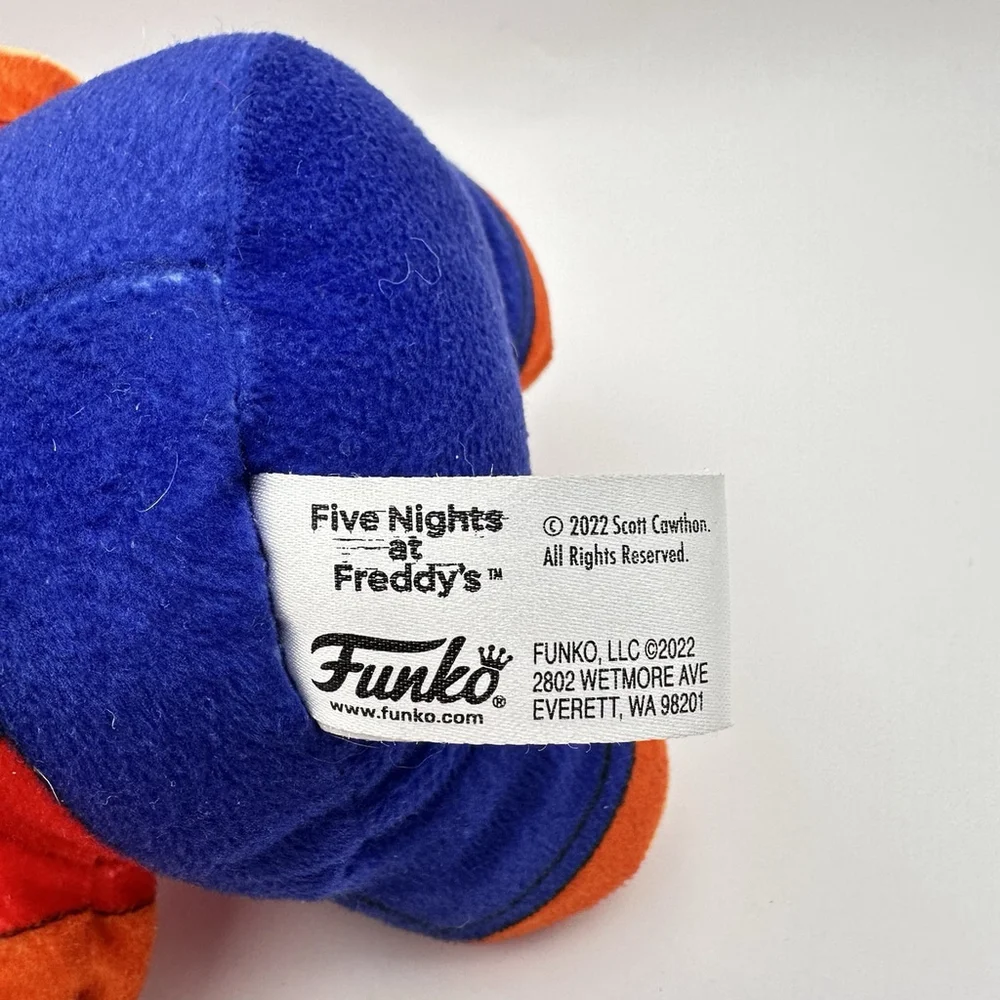 Funko Five Nights At Freddy's Balloon Freddy Plush Circus - Picture 5 of 6